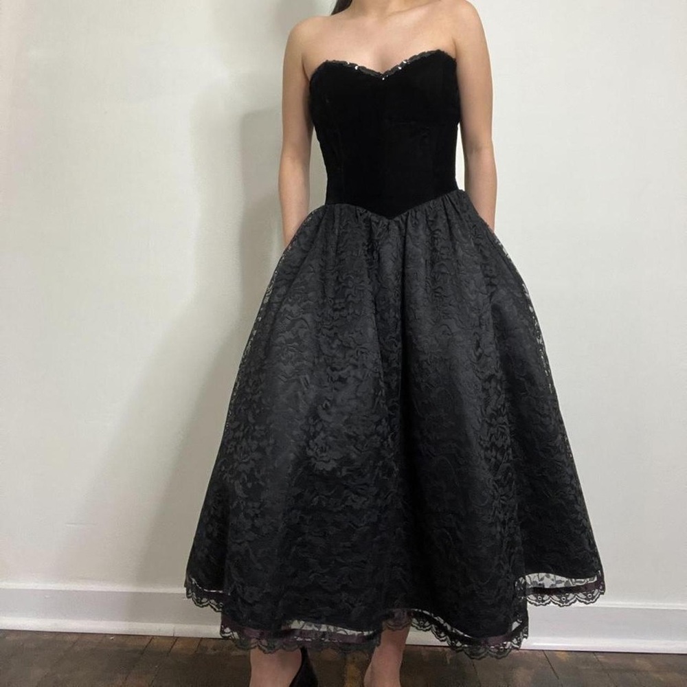 GUNNE SAX VINTAGE Black Strapless Fit and Flare puffy Dress Nwot
